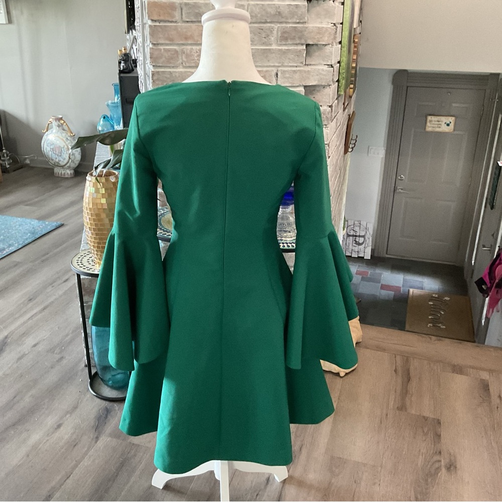 Badgley Mischka Green Ruffled Bell Sleeve Cocktail Dress - Picture 3 of 6